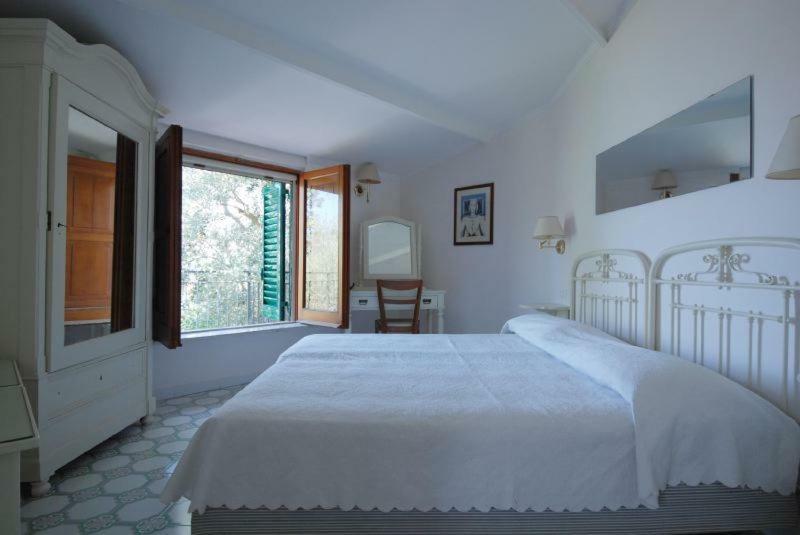 La Fenice -White House- Homeinsorrento- Massa Lubrense Exterior photo